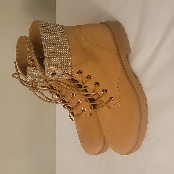 🌷Michael Kors Women's Boots - NWOT - Picture 1 of 9